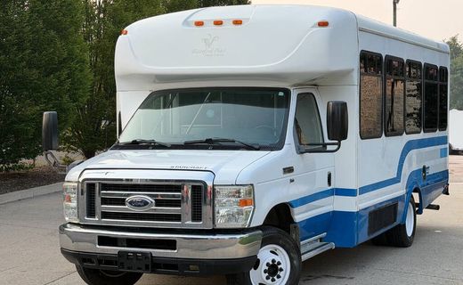 2013 Ford E-Series Chassis E 350 Super