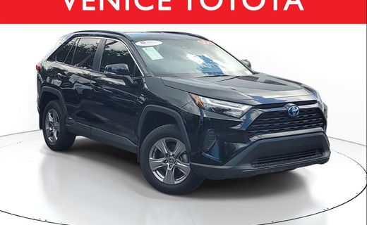 2024 Toyota RAV4 XLE