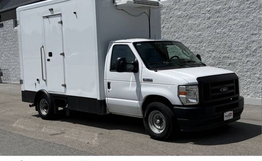 2023 Ford E-350 Econoline