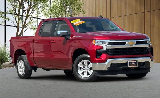 2023 Chevrolet Silverado LT