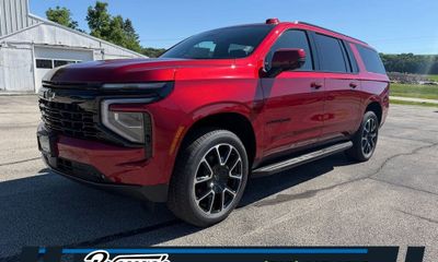 2026 Chevrolet Suburban RST