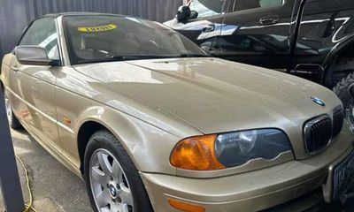 2001 BMW 325CI CI