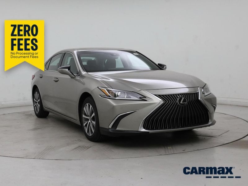 2020 Lexus ES — a typically priced live listing