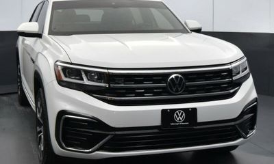 2021 Volkswagen Atlas Cross Sport SEL R Line