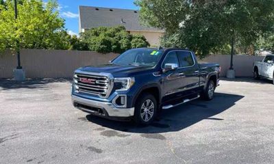 2021 GMC Sierra SLT
