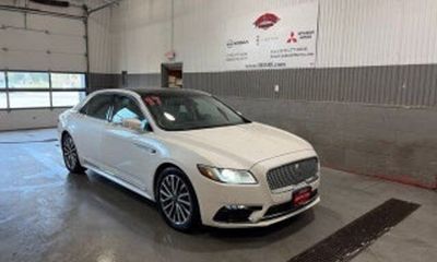 2018 Lincoln Continental Select