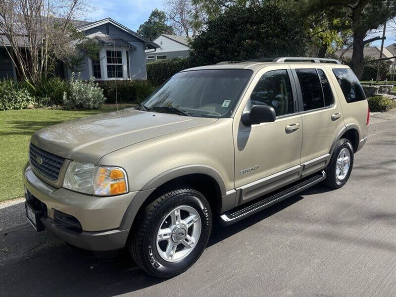 2002 Ford Explorer — a typically priced live listing