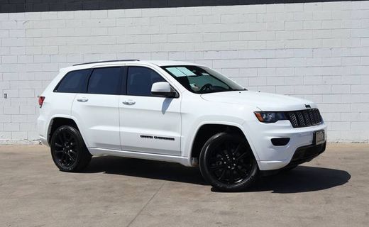 2020 Jeep Grand Cherokee Laredo