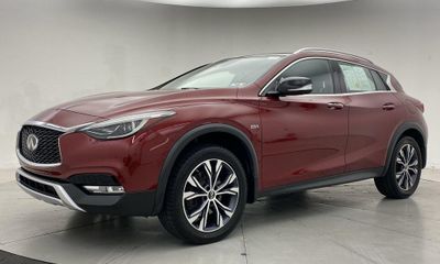 2017 Infiniti QX30 Premium