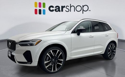 2023 Volvo XC60 Ultimate Dark