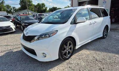 2016 Toyota Sienna SE