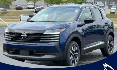 2026 Nissan Kicks MPV SV