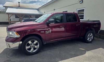 2019 Ram 1500 SLT