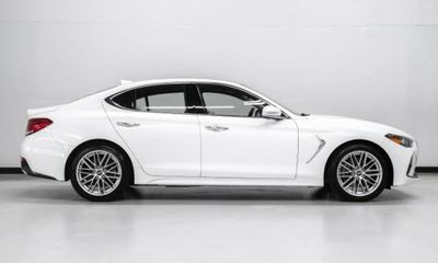 2020 Genesis G70 2 0T Elite