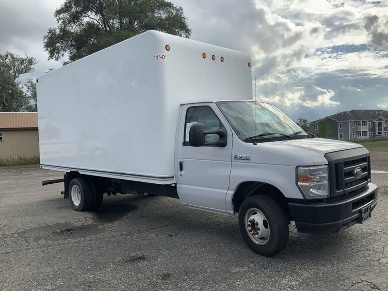 2019 Ford E 450 — a typically priced live listing