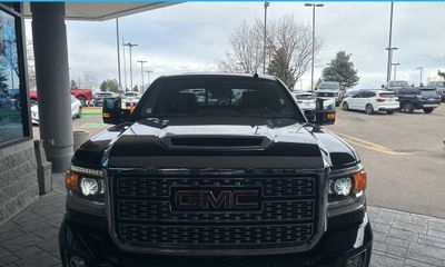 2018 GMC Sierra Denali