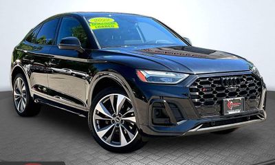 2022 Audi SQ5 Quattro Premium Plus
