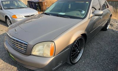 2004 Cadillac Deville Base