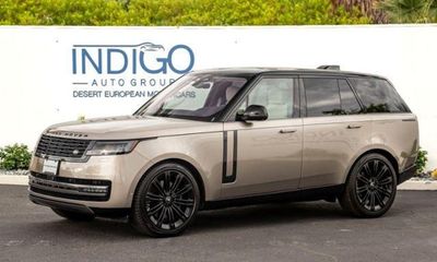 2023 Land Rover Range SE