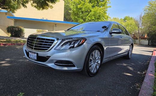 2015 Mercedes-Benz S-Class S550