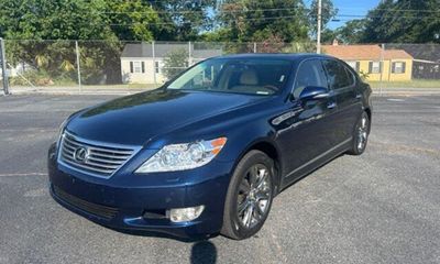 2010 Lexus LS 460