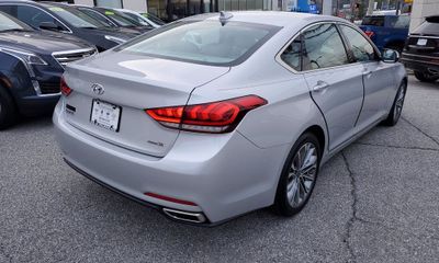 2016 Hyundai Genesis GLS Middle Grade