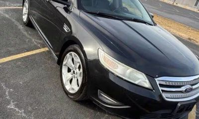 2011 Ford Taurus SEL