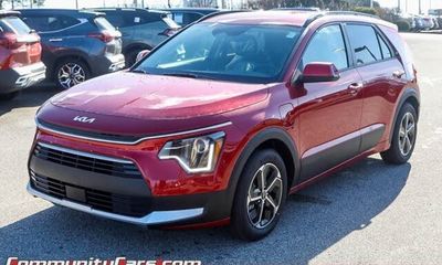 2023 Kia Niro EX