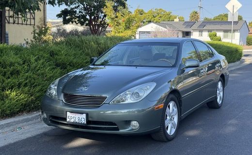 2005 Lexus ES 330