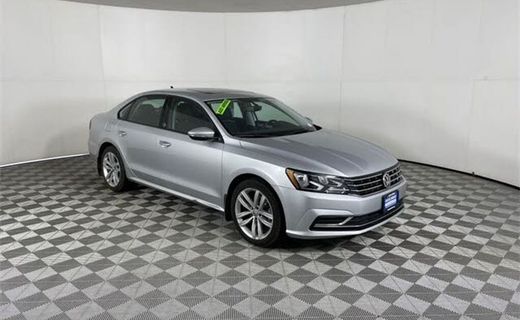 2019 Volkswagen Passat Wolfsburg