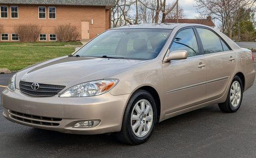 2003 Toyota Camry XLE