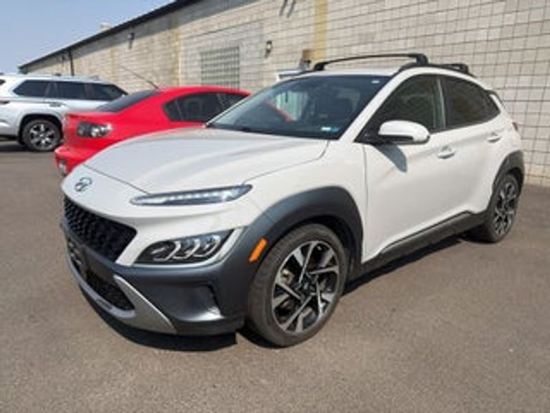 2022 Hyundai Kona — a typically priced live listing