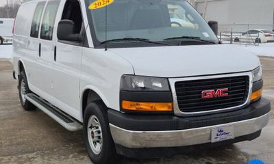 2024 GMC Savana 2500