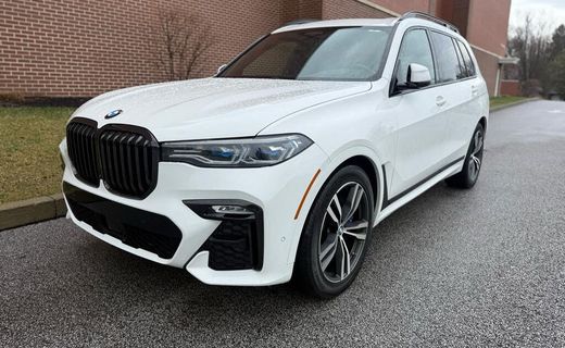 2021 BMW X7 M50I
