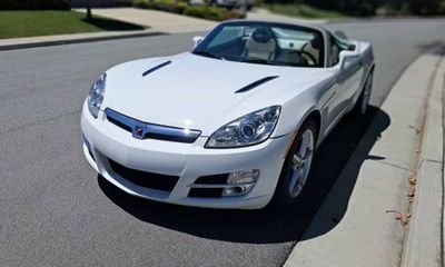 2007 Saturn SKY Base
