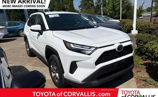 2024 Toyota RAV4 LE