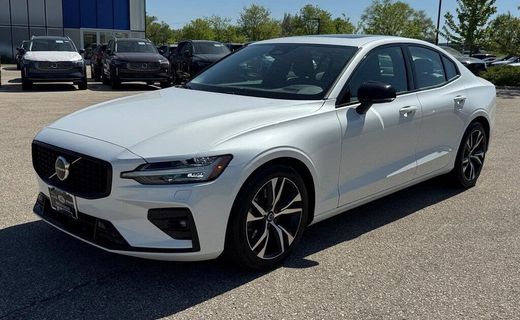 2025 Volvo S60 Core
