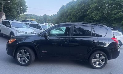 2011 Toyota RAV4 Sports