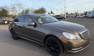 2012 Mercedes-Benz E-Class E350 Bluetec