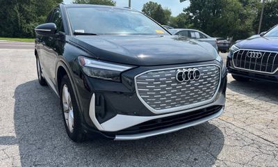 2024 Audi Q4 50 E Tron