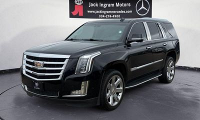2018 Cadillac Escalade Luxury