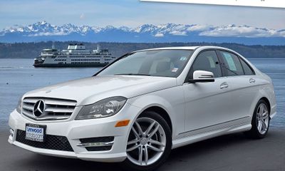 2013 Mercedes-Benz C-Class C250