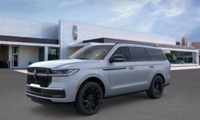 2027 Lincoln Navigator Reserve
