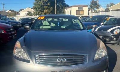 2010 Infiniti G37 Base
