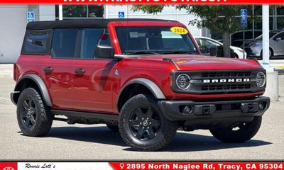 2024 Ford Bronco Black Diamond