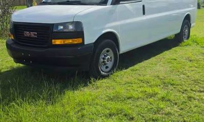 2018 GMC Savana Cargo EXT