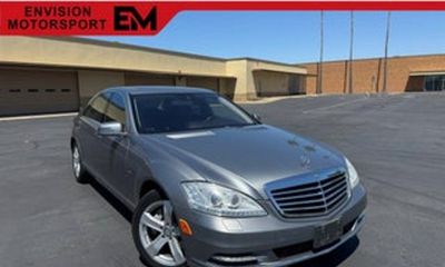 2012 Mercedes-Benz S-Class S550
