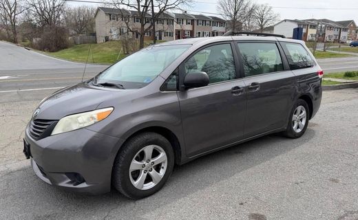 2011 Toyota Sienna