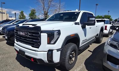 2024 GMC Sierra HD AT4