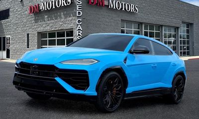 2025 Lamborghini Urus SE